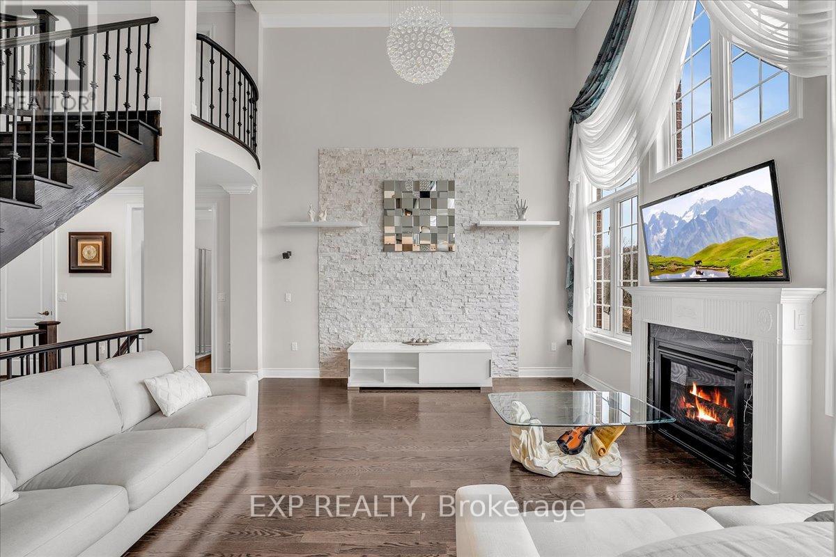 Property at 29 WILLIAM BOWES BOULEVARD image 2
