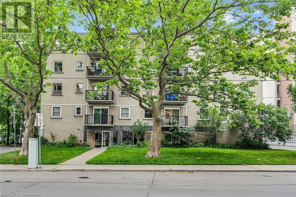 Property at 40 ROBINSON Street Unit# 208 image 2