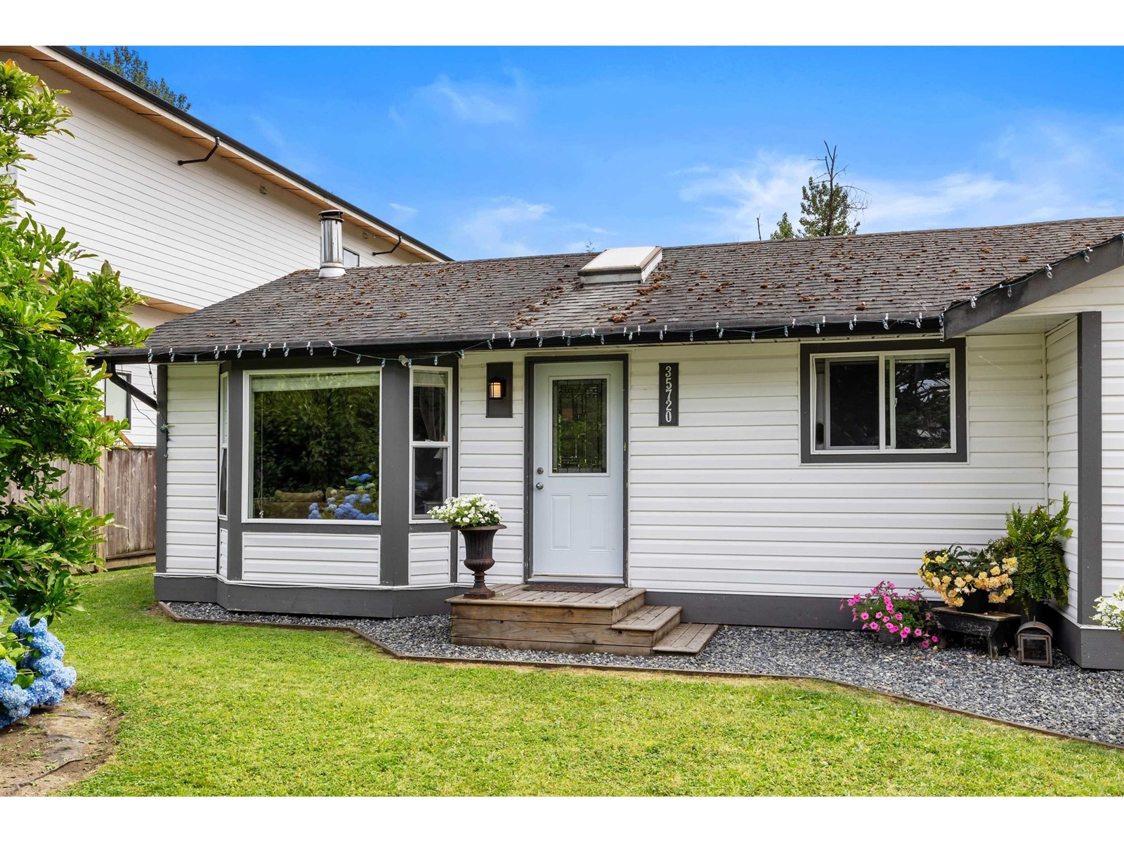 Property at 35720 MOORE AVENUE image 1