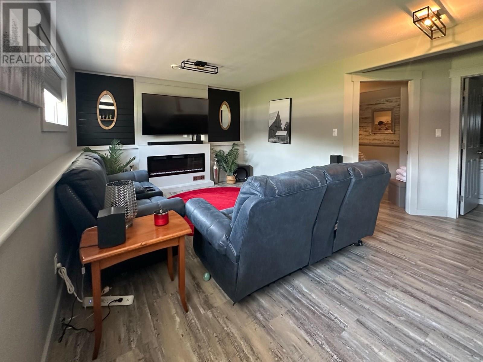 611 Gertrude Street, Midway, British Columbia  V0H 1M0 - Photo 21 - 10351294