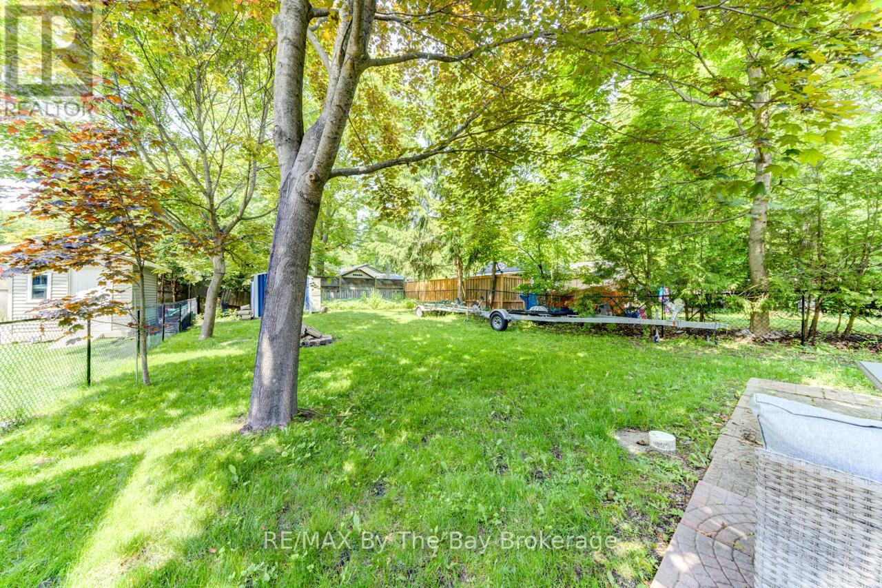50 Balsam Street, Tiny, Ontario  L0L 1P1 - Photo 29 - S12219379
