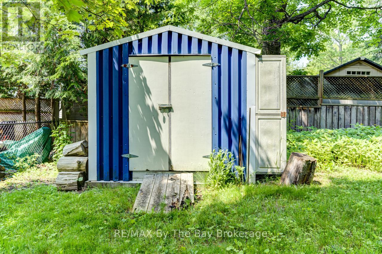 50 Balsam Street, Tiny, Ontario  L0L 1P1 - Photo 31 - S12219379