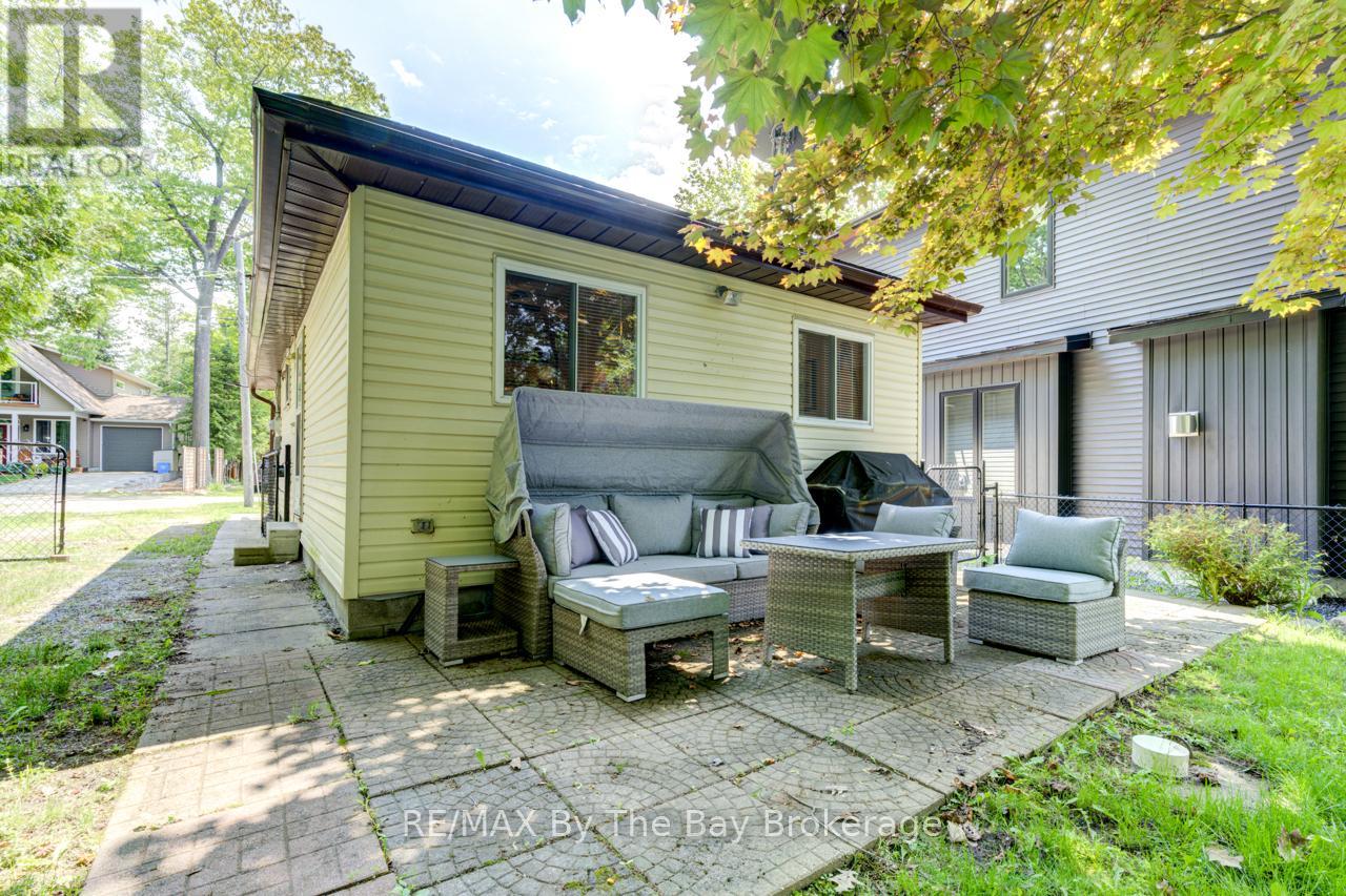 50 Balsam Street, Tiny, Ontario  L0L 1P1 - Photo 26 - S12219379