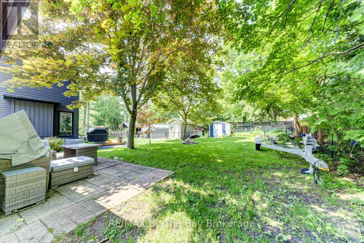 50 Balsam Street, Tiny, Ontario  L0L 1P1 - Photo 28 - S12219379