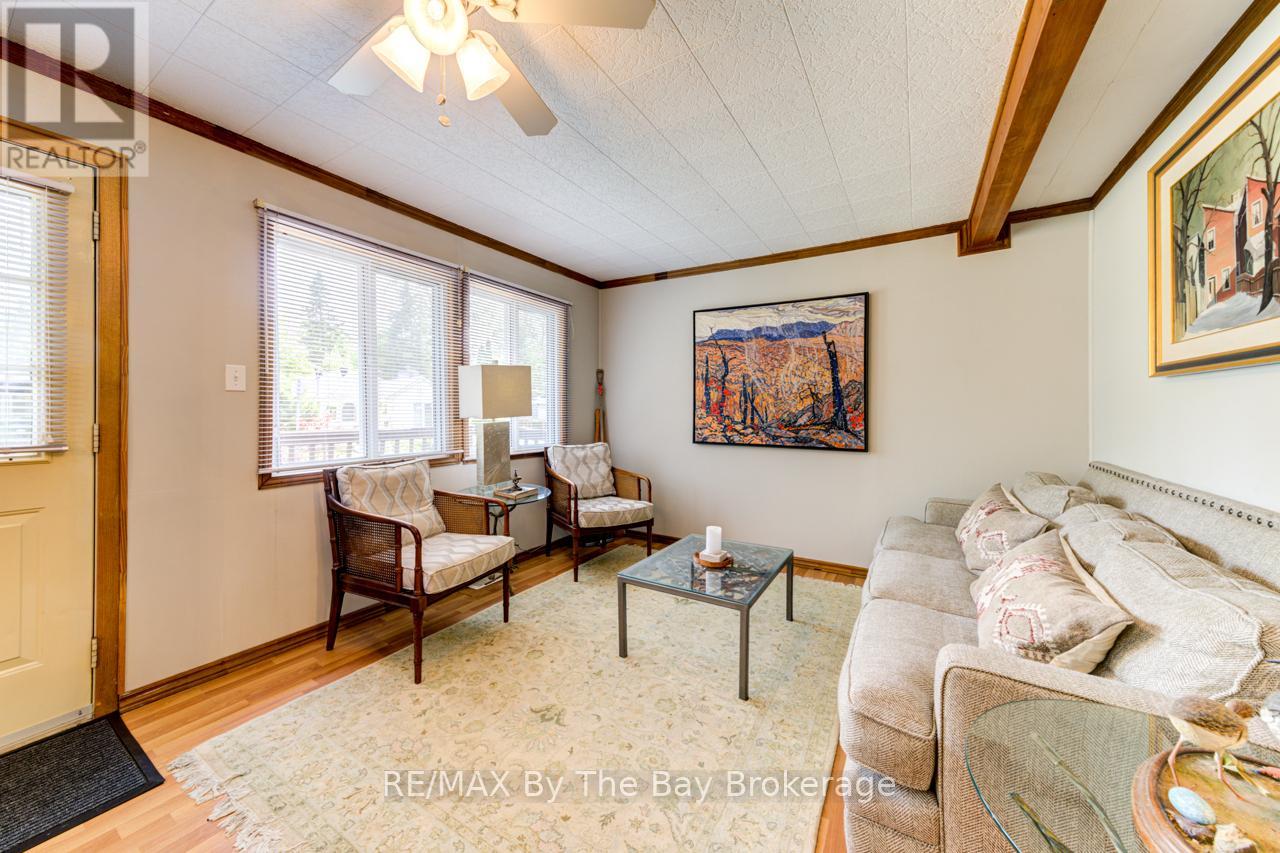 50 Balsam Street, Tiny, Ontario  L0L 1P1 - Photo 8 - S12219379
