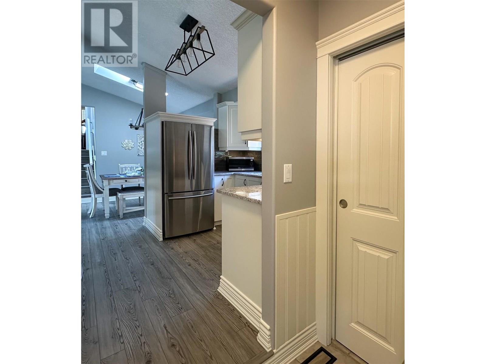 611 Gertrude Street, Midway, British Columbia  V0H 1M0 - Photo 5 - 10351294