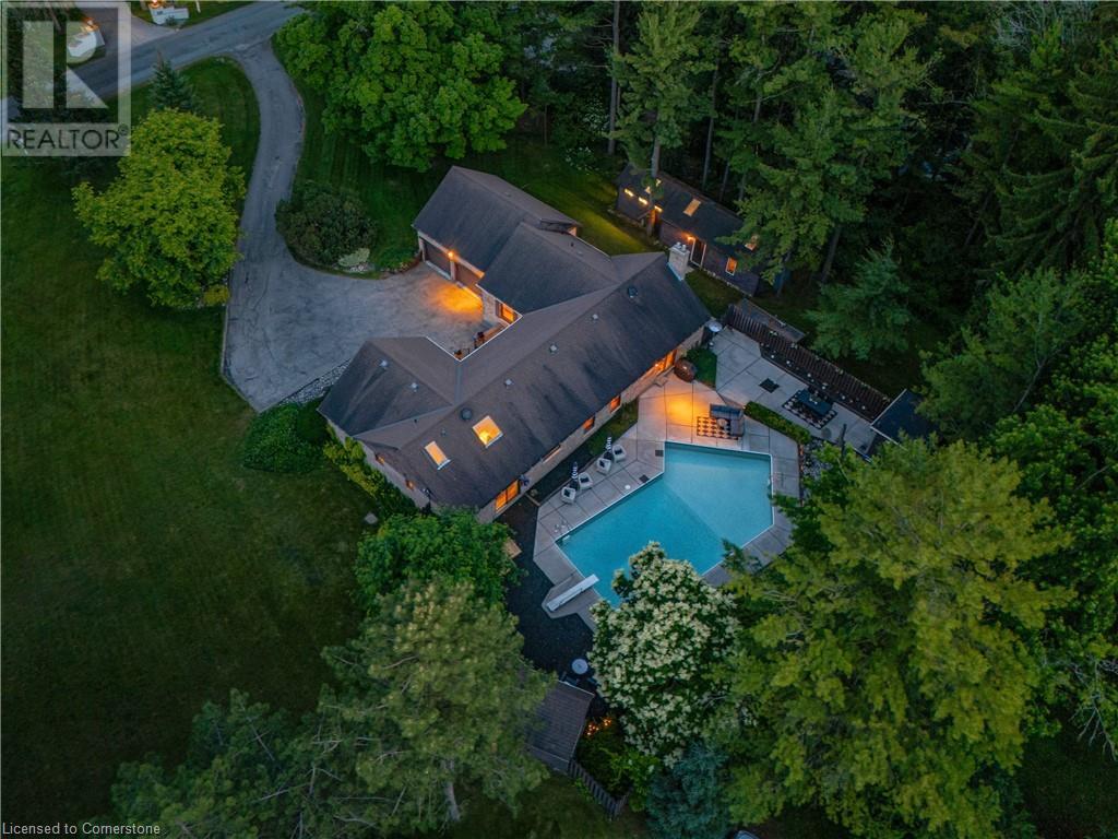 Property at 105 GRANDVIEW Drive image 3