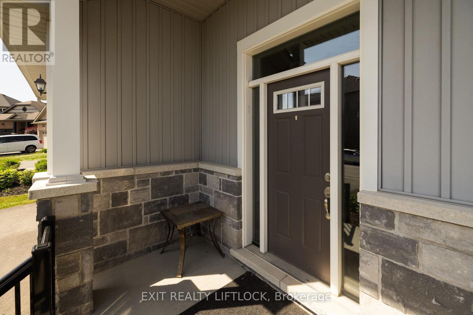Property at 63 SUMMER LANE image 3