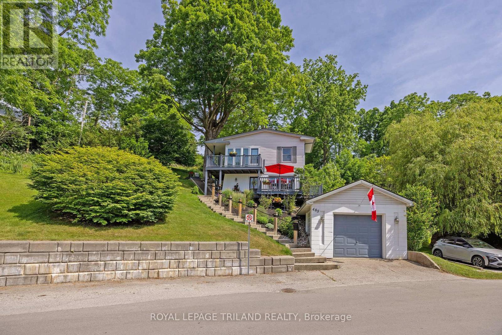 485 Valley Street, Central Elgin, Ontario  N5L 1G5 - Photo 1 - X12247632