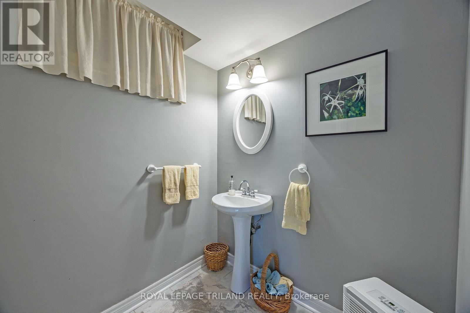 485 Valley Street, Central Elgin, Ontario  N5L 1G5 - Photo 14 - X12247632