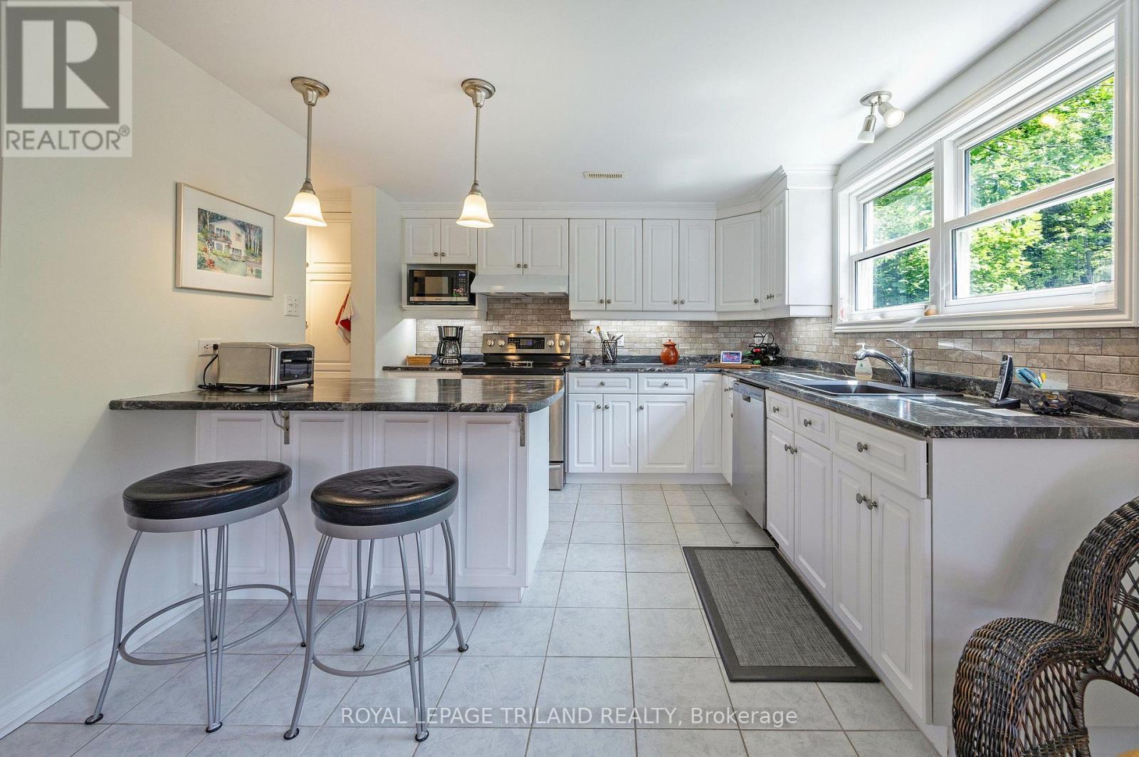 485 Valley Street, Central Elgin, Ontario  N5L 1G5 - Photo 19 - X12247632