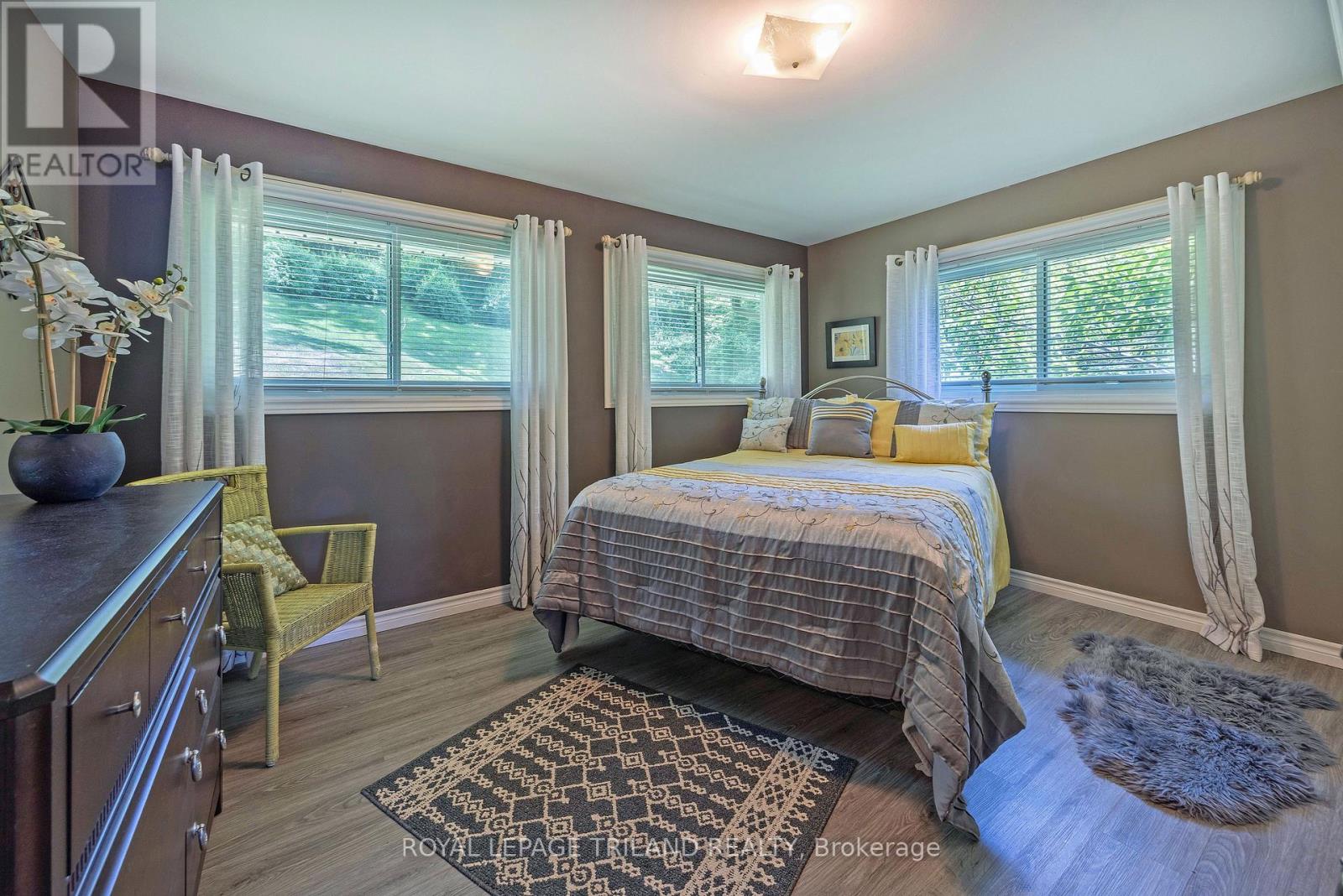 485 Valley Street, Central Elgin, Ontario  N5L 1G5 - Photo 25 - X12247632