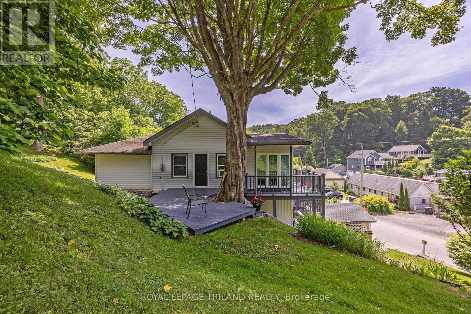 485 Valley Street, Central Elgin, Ontario  N5L 1G5 - Photo 36 - X12247632