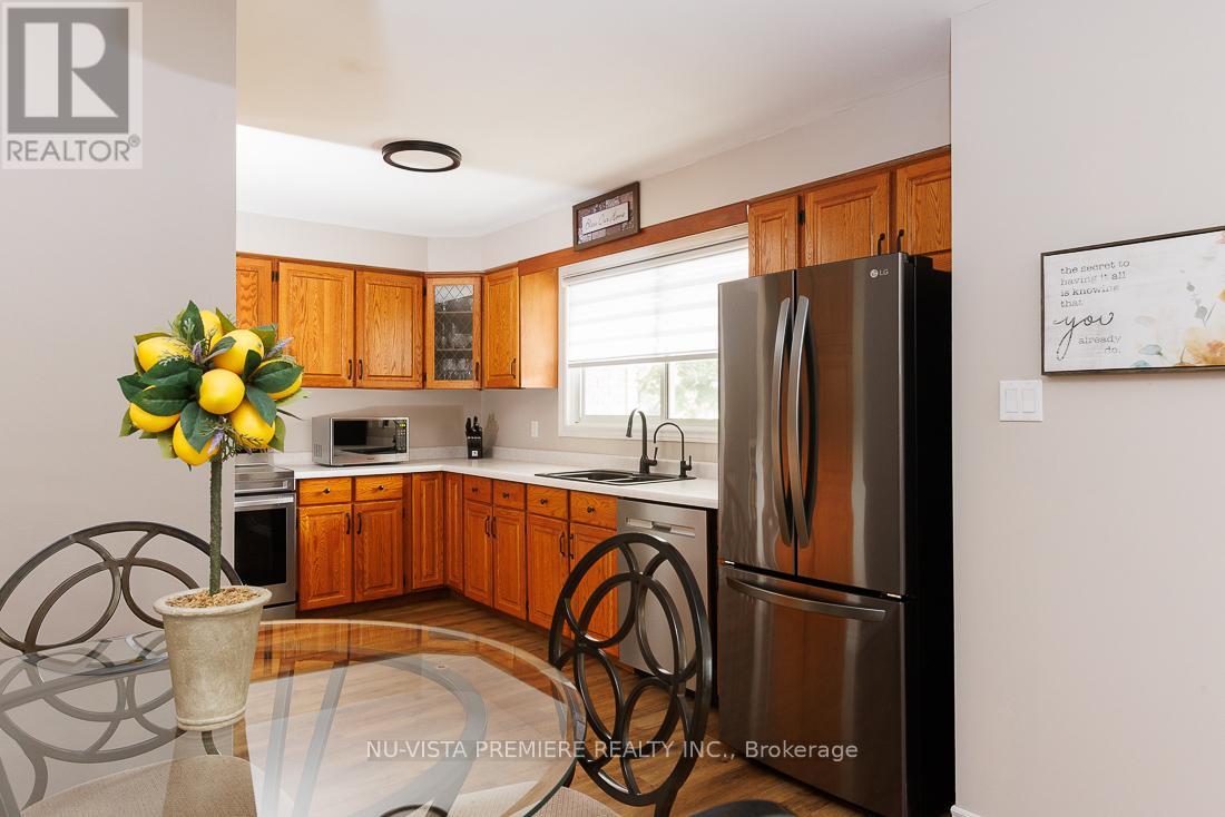 49 Main Street Street S, Bluewater, Ontario  N0M 1G0 - Photo 14 - X12247219
