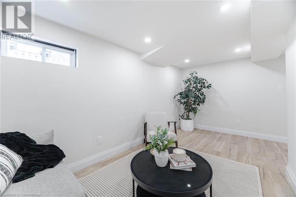 120 Quigley Road Unit# 19, Hamilton, Ontario  L8K 6L4 - Photo 33 - 40745651