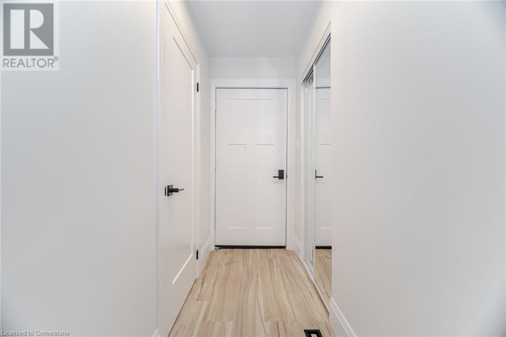 120 Quigley Road Unit# 19, Hamilton, Ontario  L8K 6L4 - Photo 6 - 40745651