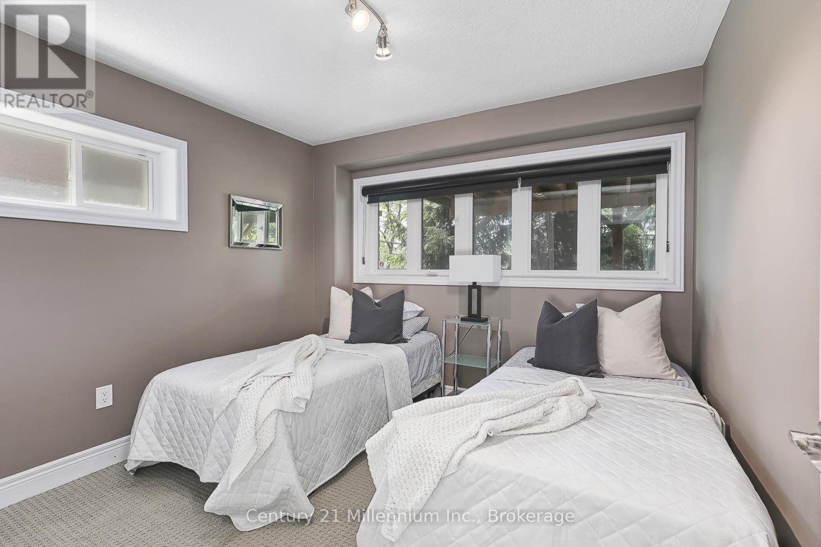 19 Hughes Street, Collingwood, Ontario  L9Y 0W7 - Photo 33 - S12247629