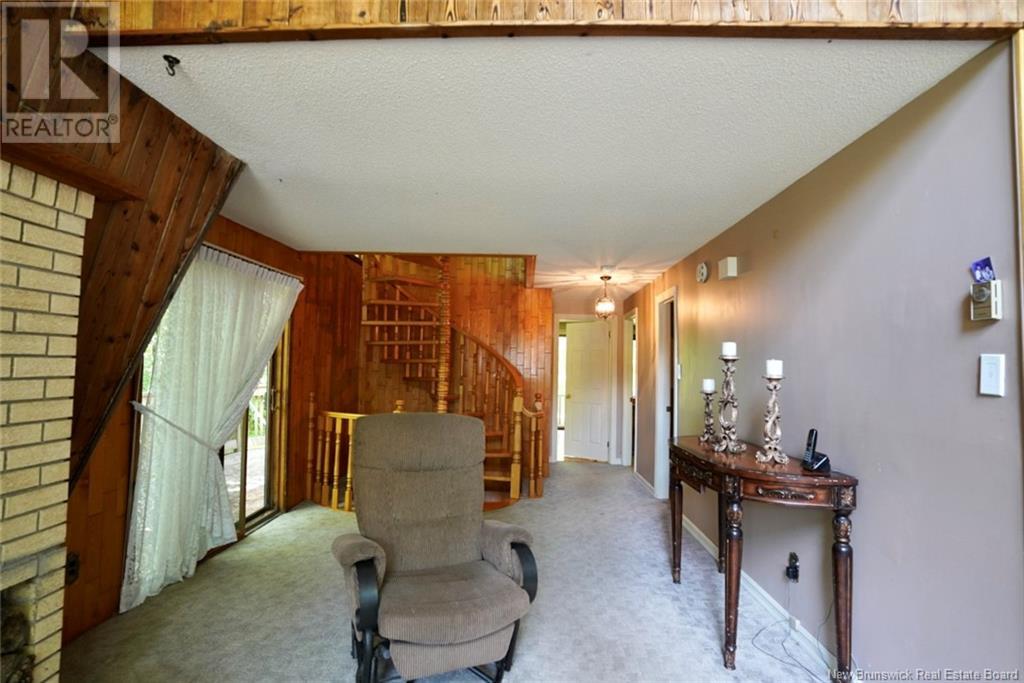 305 Youghall Drive, Bathurst, New Brunswick  E2A 4X7 - Photo 16 - NB121372