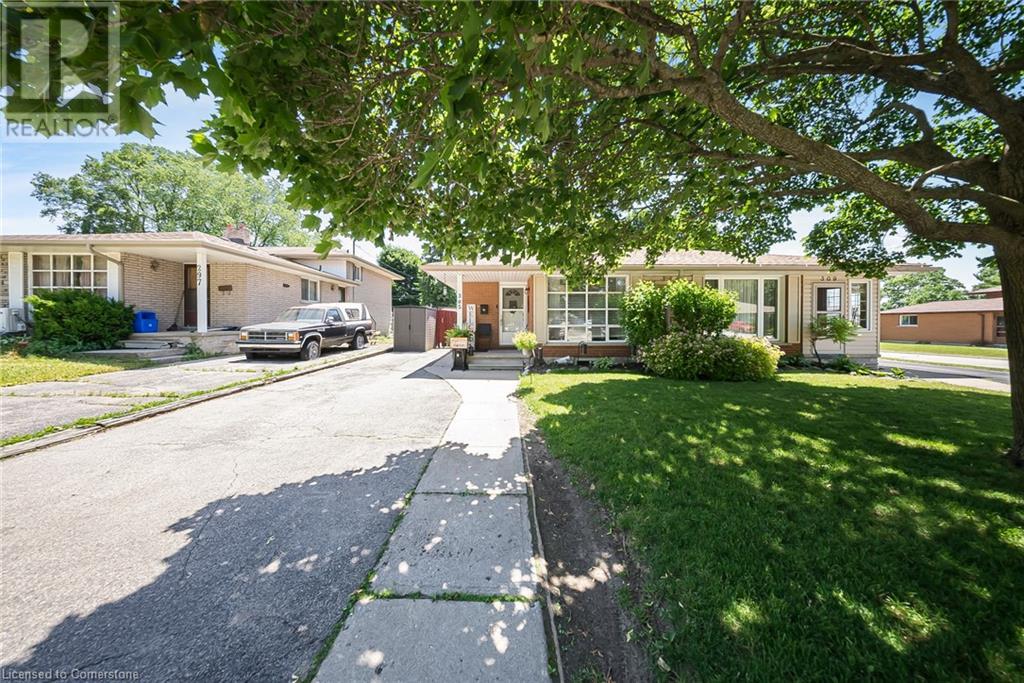 Property at 305 HILLCREST Road image 3