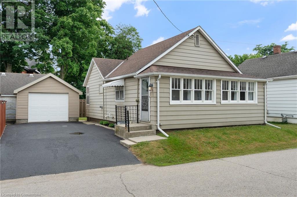 Property at 198 MAES Lane image 1