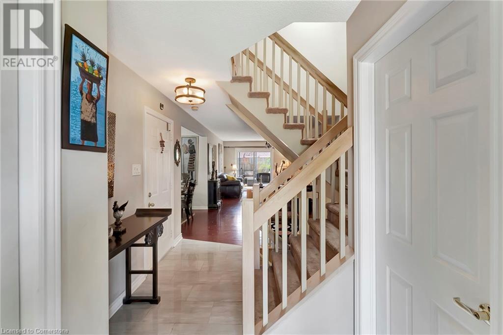 Property at 20 MEADOWLANDS Boulevard Unit# 14 image 3