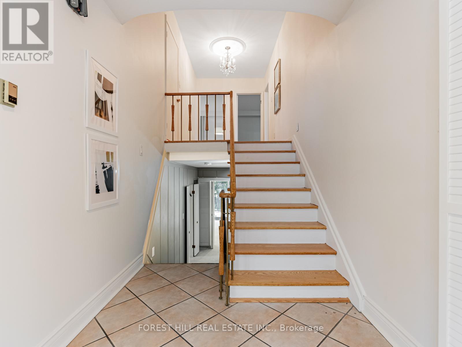 Property at 43 ARLSTAN DRIVE image 4