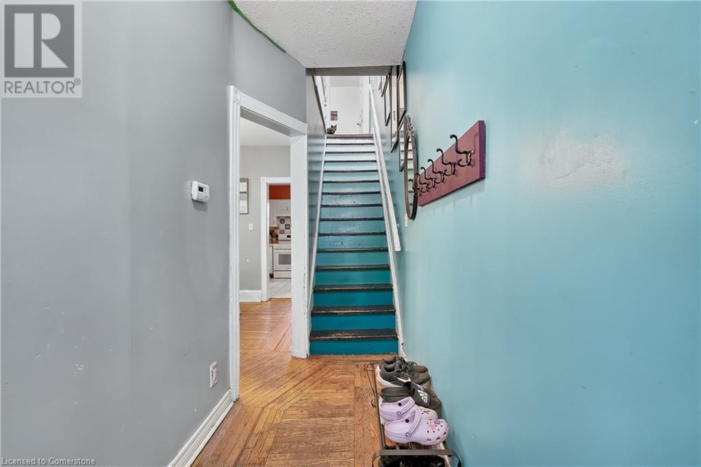 466 Charlton Avenue W, Hamilton, Ontario  L8P 2E8 - Photo 17 - 40745432