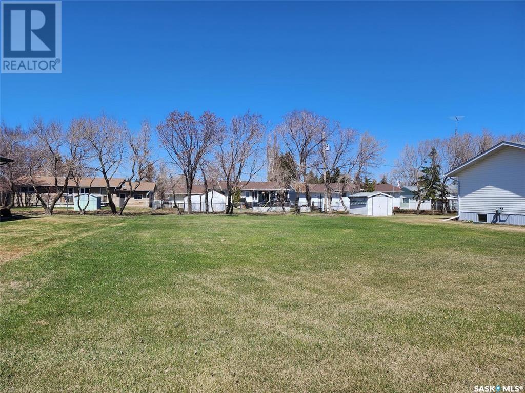 710 Black Drive, Grenfell, Saskatchewan  S0G 2B0 - Photo 2 - SK010888