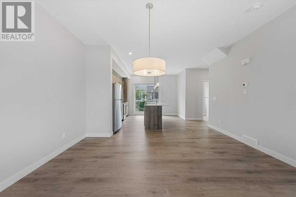 Property at 436 Shawnee Square SW image 5