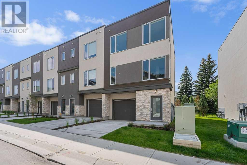 Property at 436 Shawnee Square SW image 3