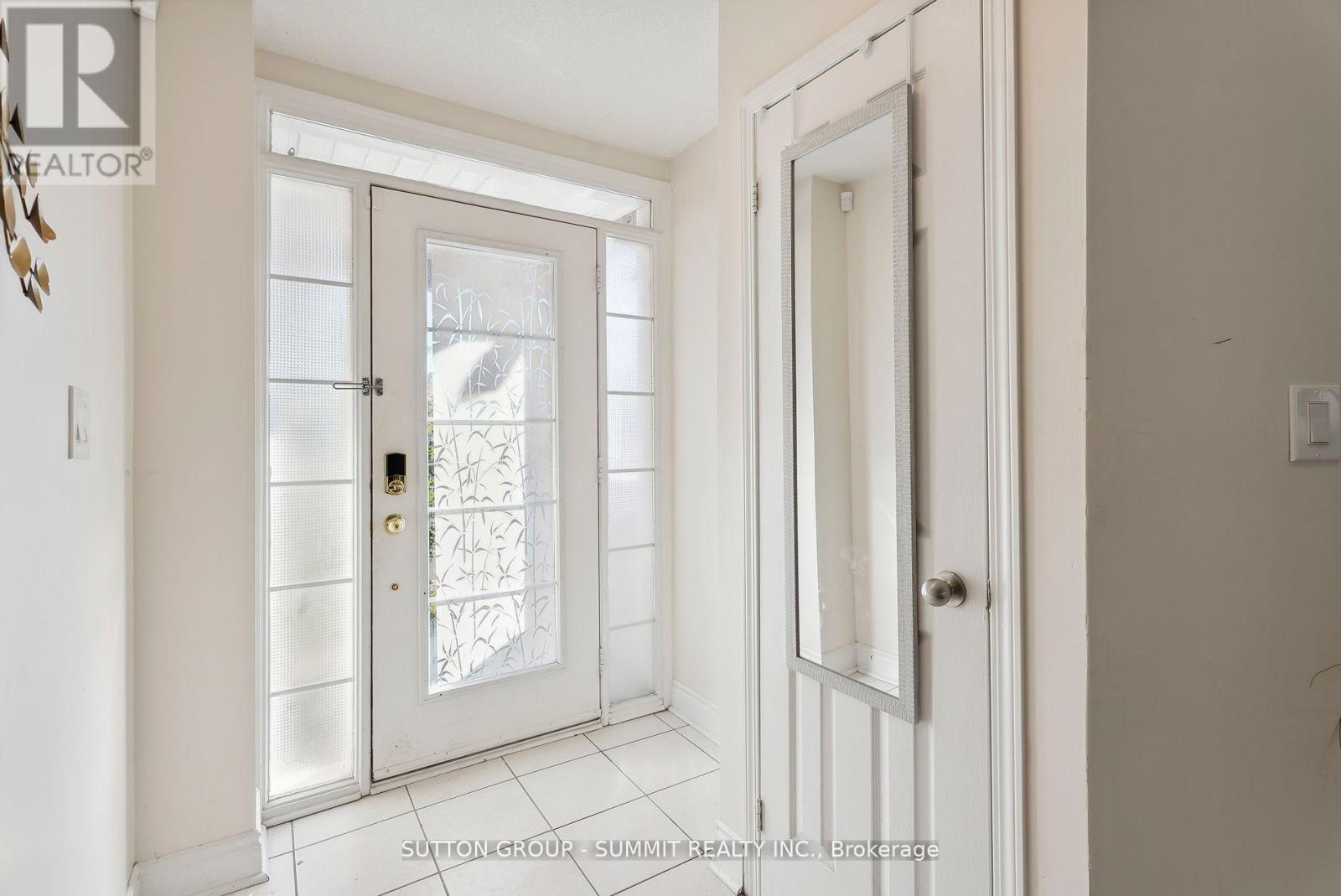 Property at 20 LAWRENCETOWN STREET image 3