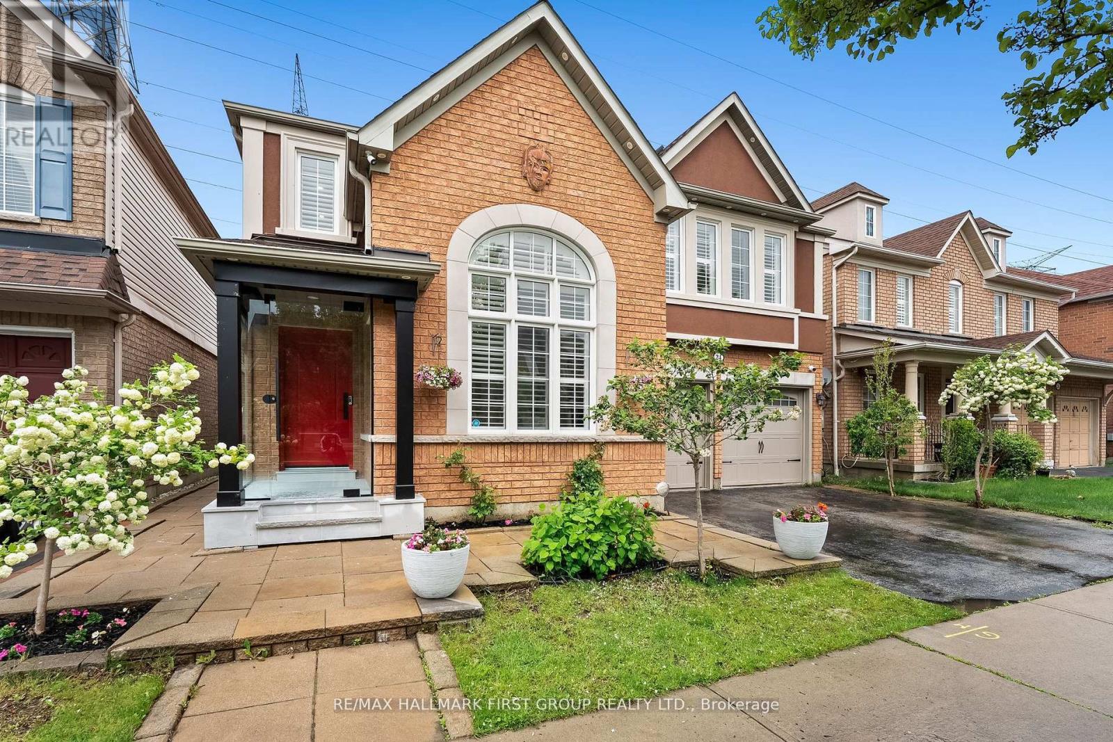 Property at 24 GRAINGER CRESCENT image 2