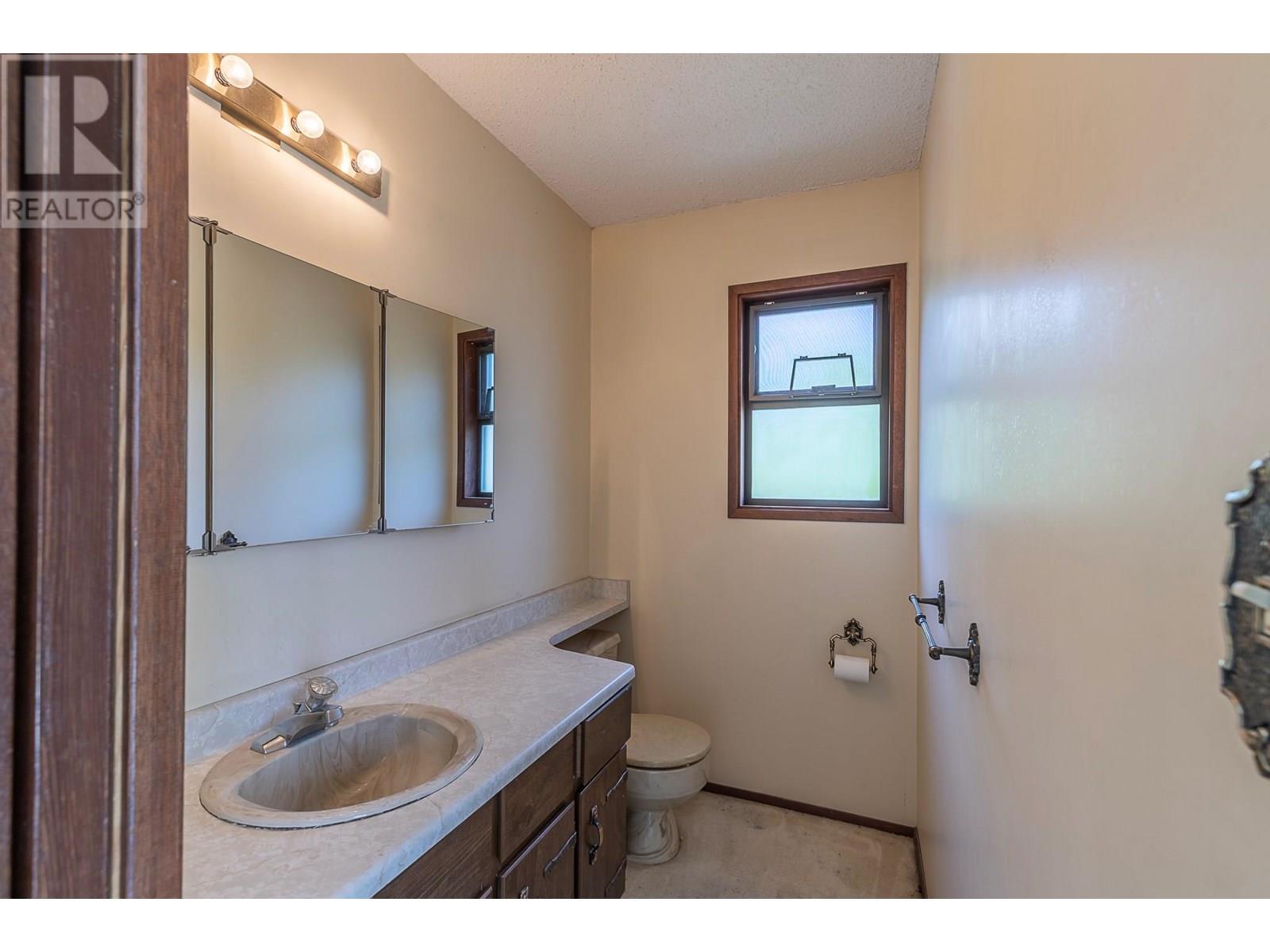 6602 Goose Lake Road, Vernon, British Columbia  V1H 1W2 - Photo 20 - 10353511