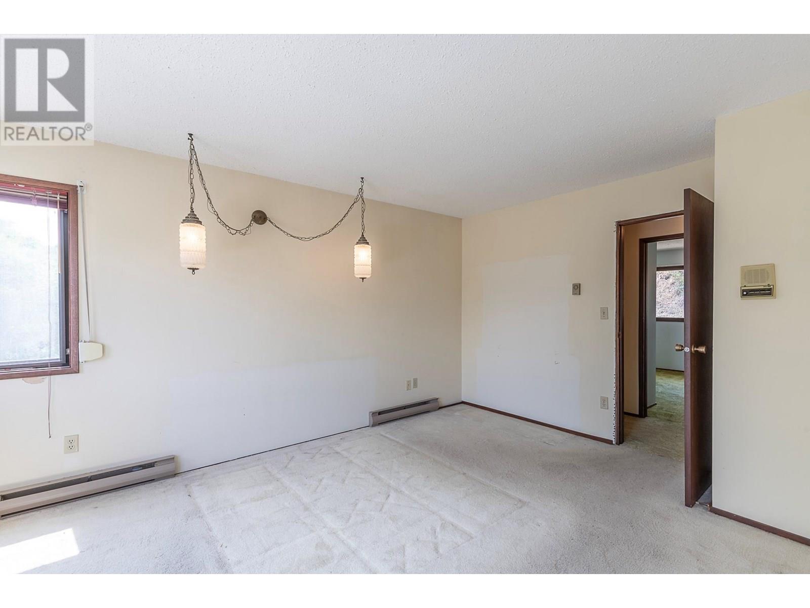 6602 Goose Lake Road, Vernon, British Columbia  V1H 1W2 - Photo 18 - 10353511