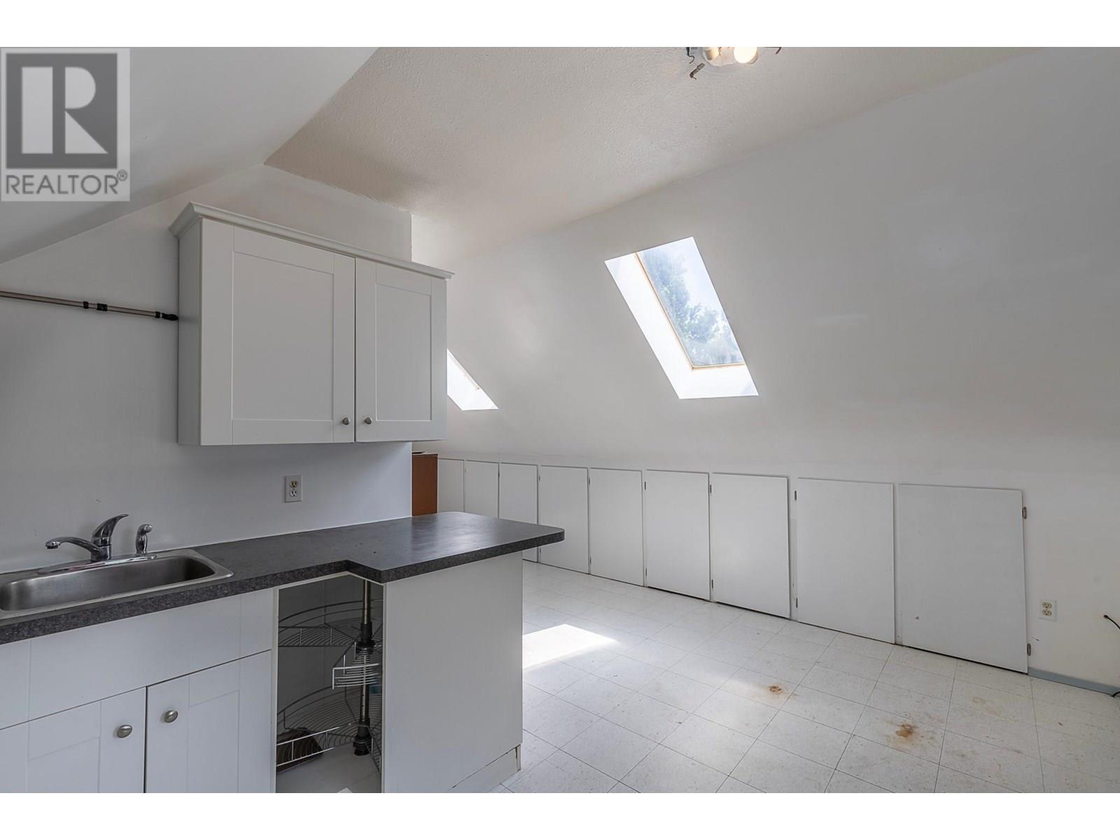 6602 Goose Lake Road, Vernon, British Columbia  V1H 1W2 - Photo 48 - 10353511