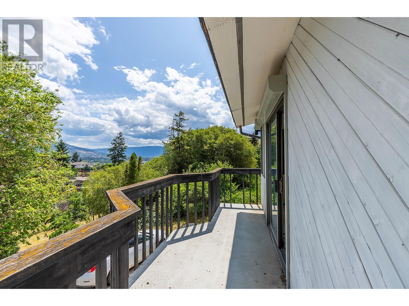 6602 Goose Lake Road, Vernon, British Columbia  V1H 1W2 - Photo 23 - 10353511