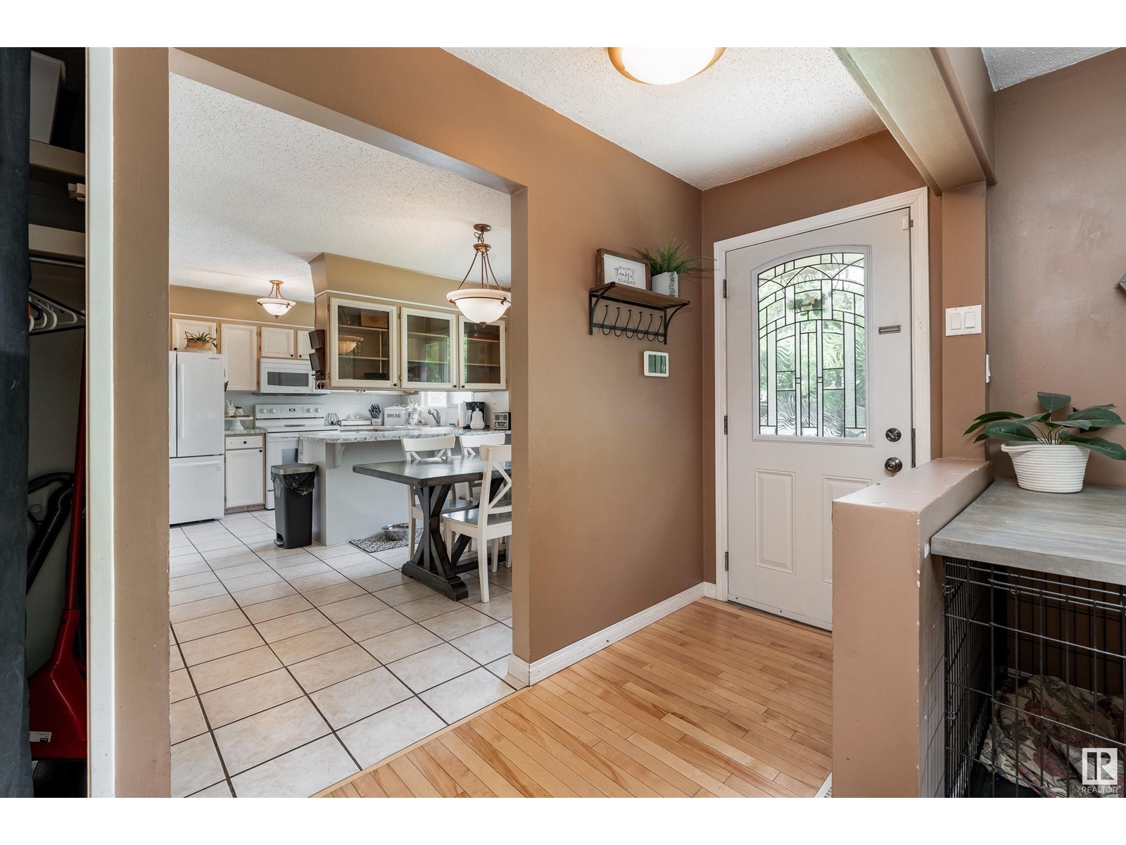 Property at 99 MORGAN CR image 3