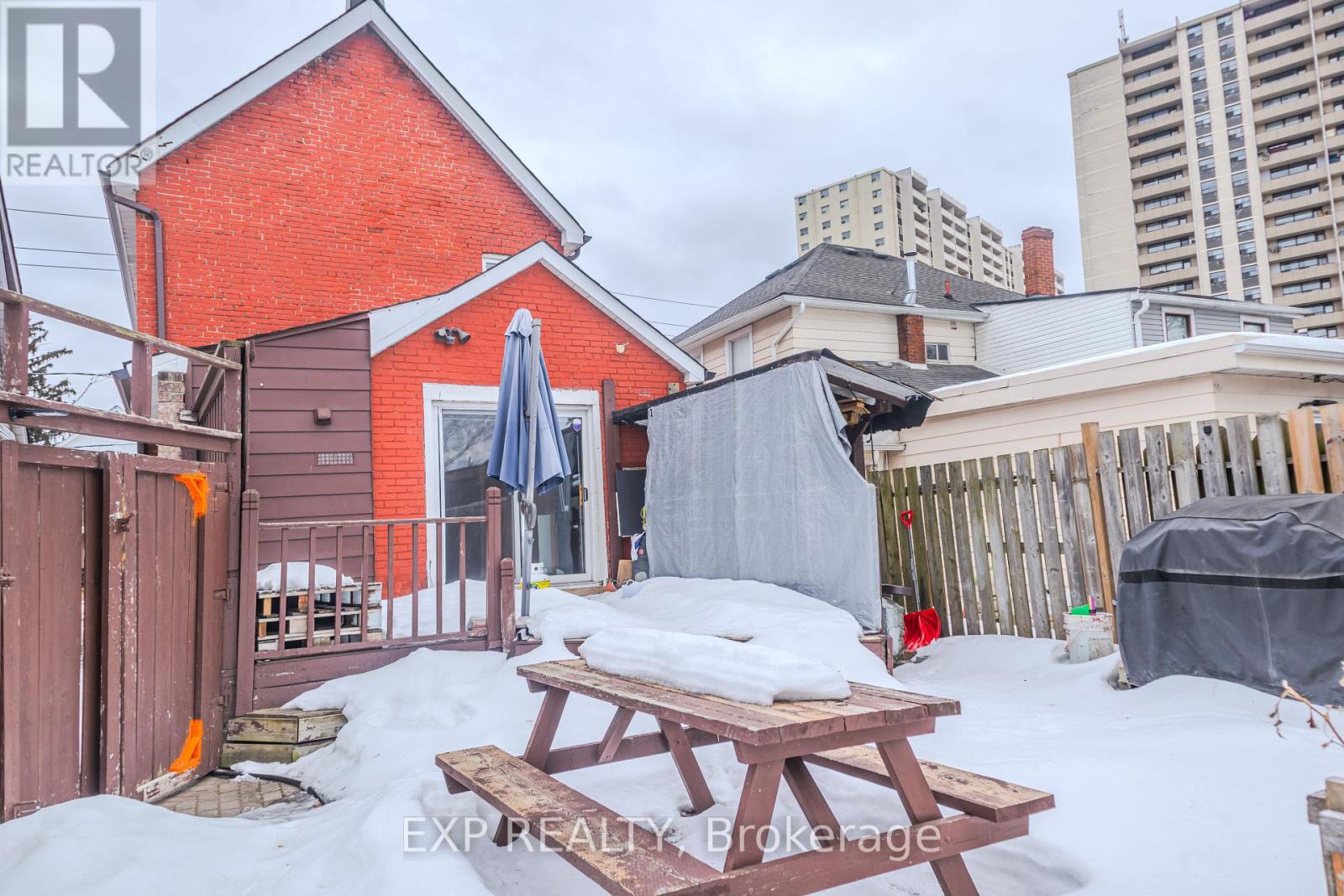 24 Goldwin Avenue, Toronto, Ontario  M6M 2C4 - Photo 48 - W12247611