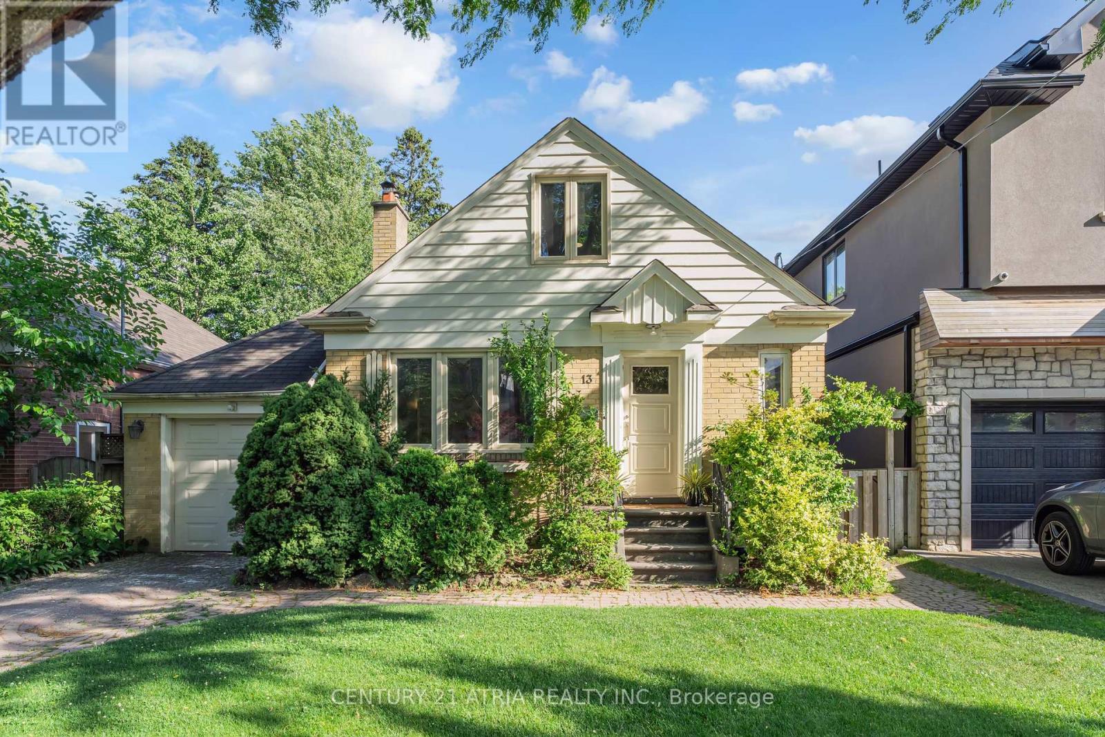 Property at 13 SUNNYDALE DRIVE image 3