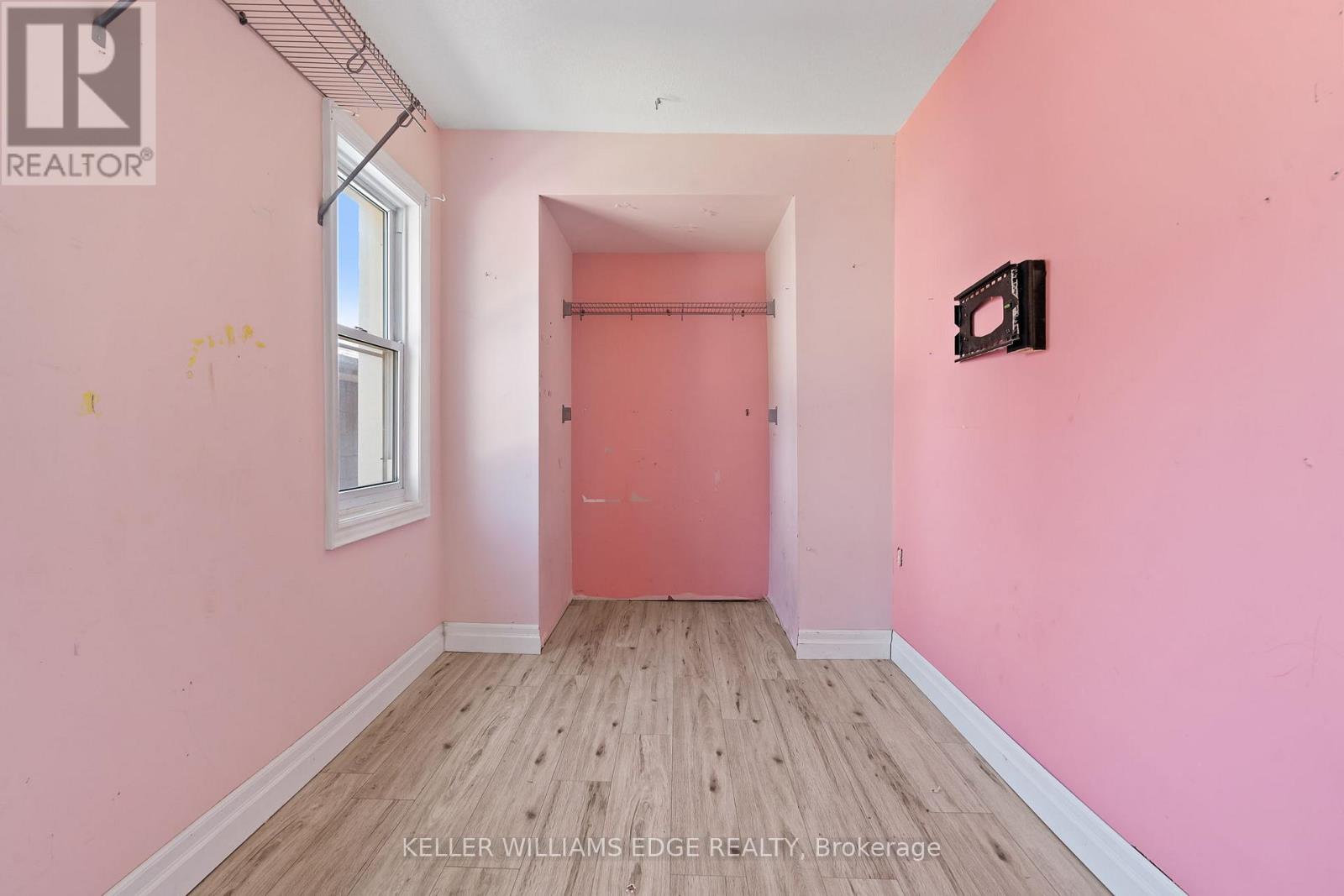 149 Alberta Street, Welland, Ontario  L3B 2V9 - Photo 12 - X12247607