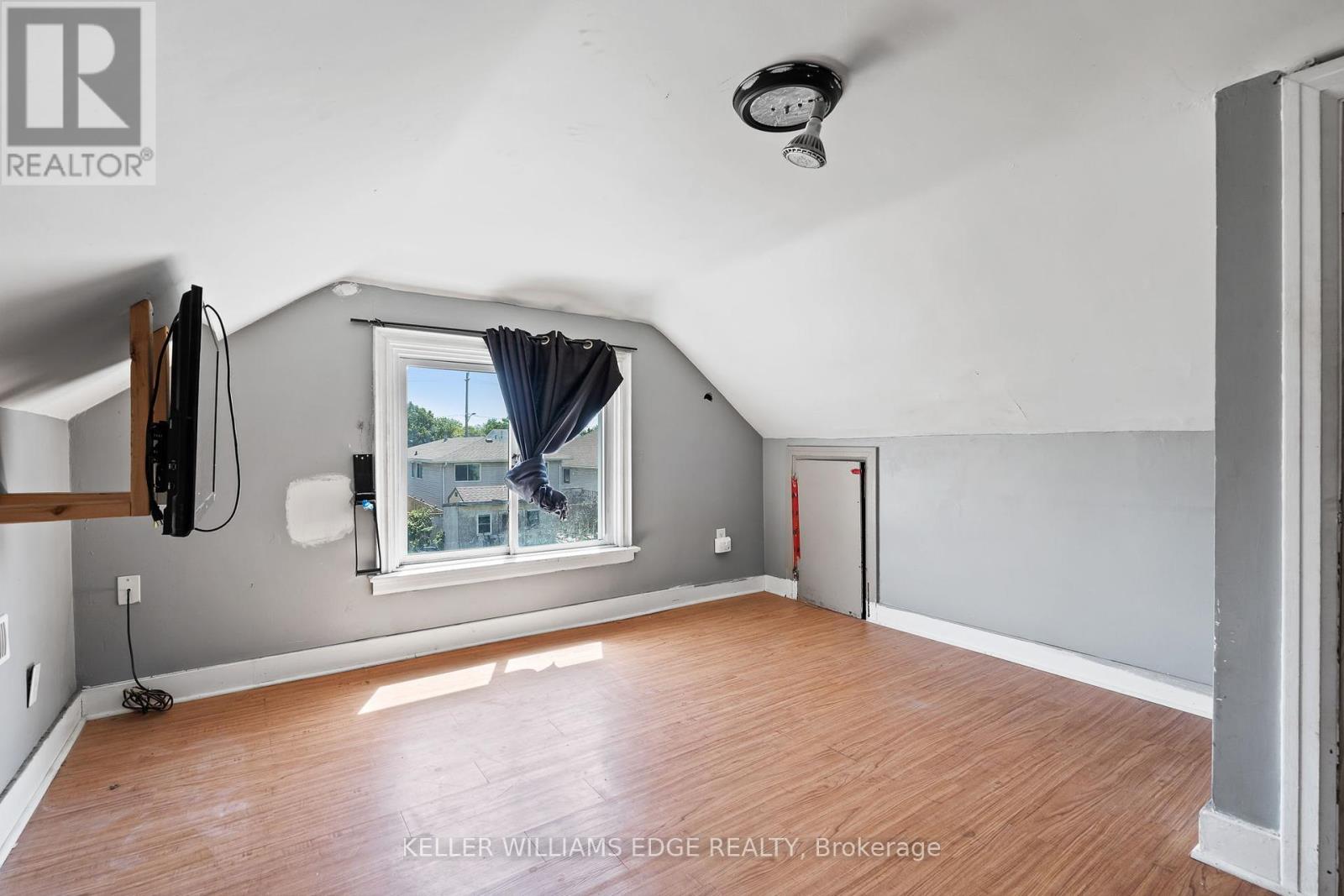 149 Alberta Street, Welland, Ontario  L3B 2V9 - Photo 14 - X12247607