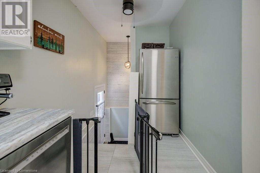 151 Walter Avenue S, Hamilton, Ontario  L8K 3K8 - Photo 17 - 40745227