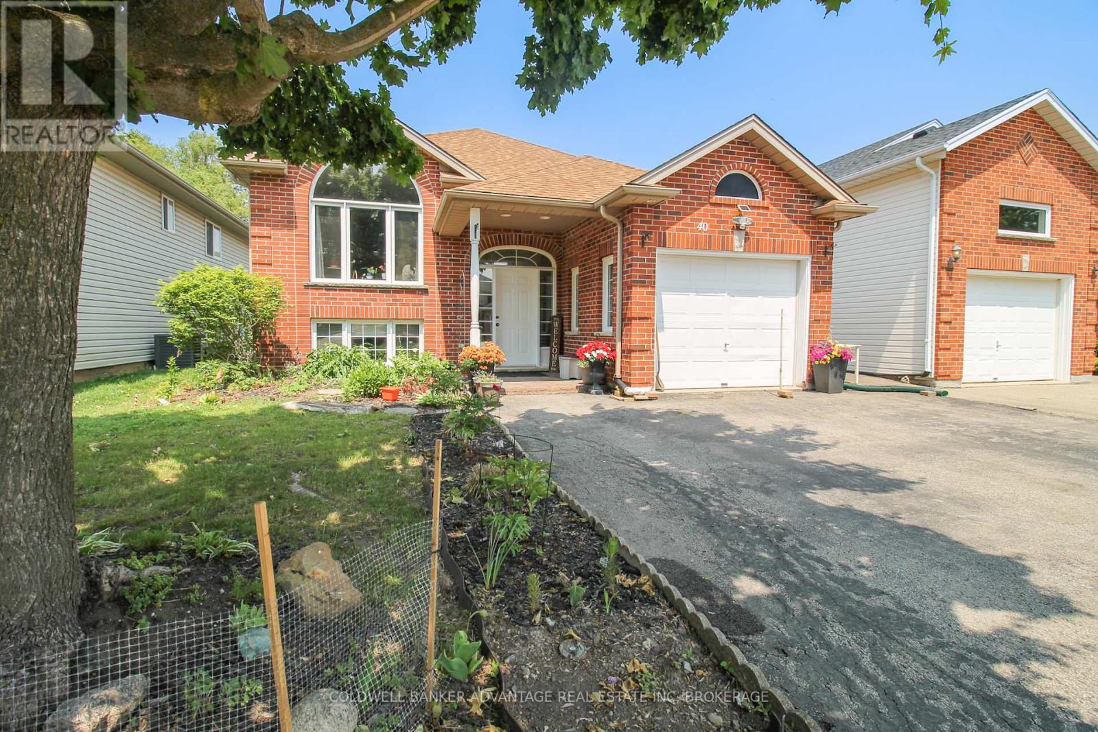 Property at 40 GRETEL DRIVE image 1