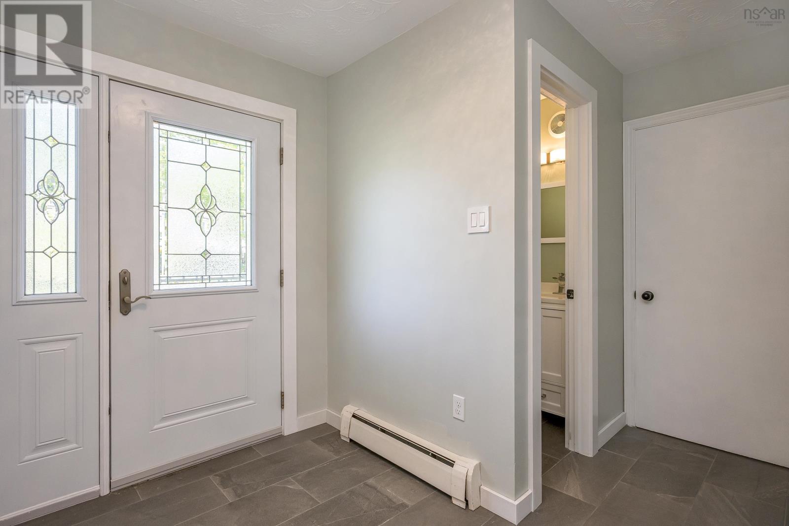 Property at 44 Sunrise Hill image 3