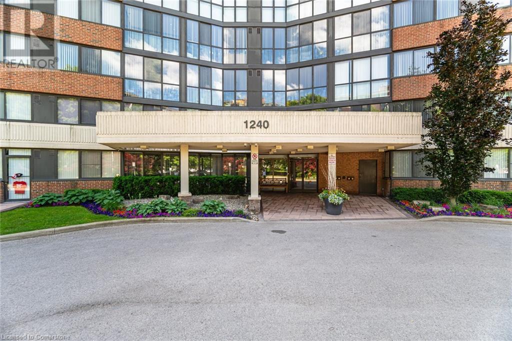 Property at 1240 MARLBOROUGH Court Unit# 606 image 2