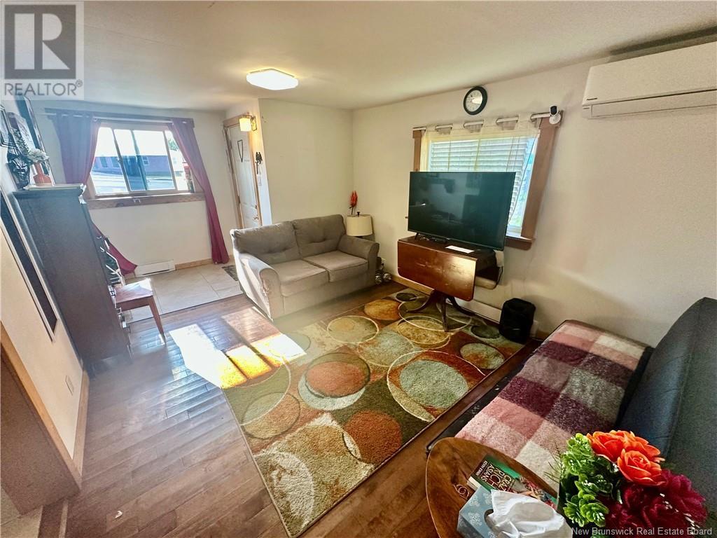 Property at 29 Tisdale Lane image 5