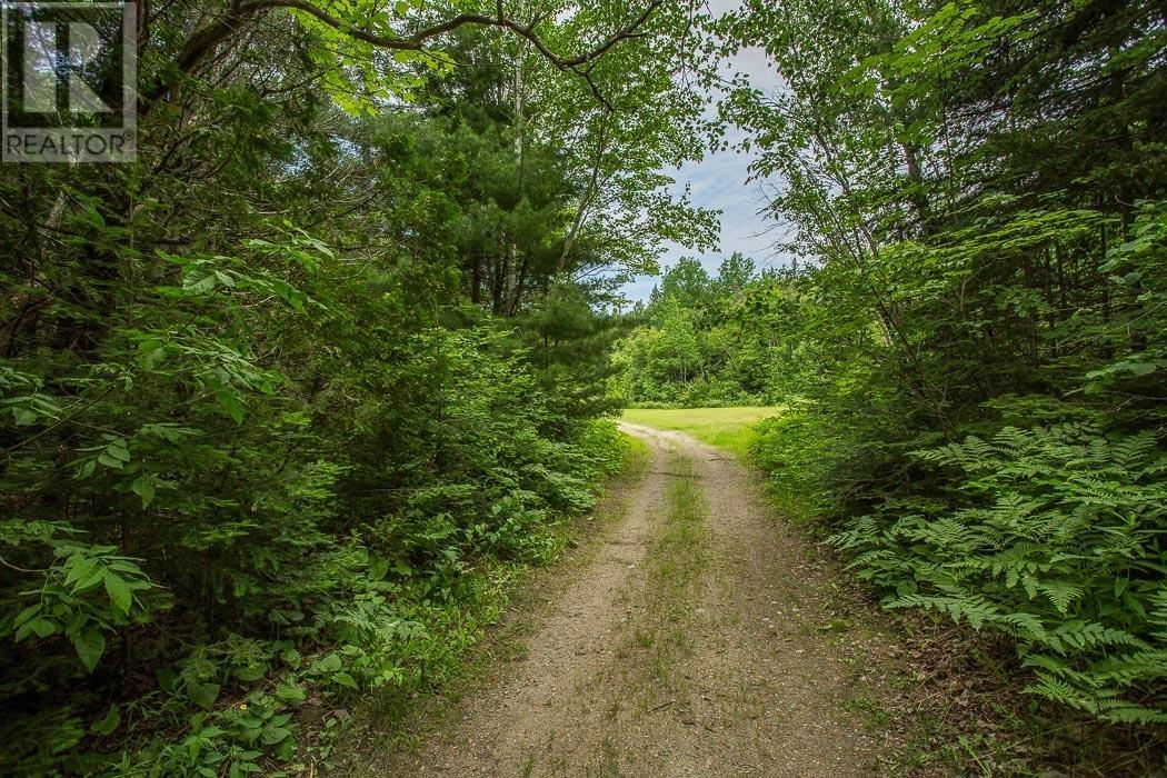 Highway 17 Sheppards Lane/strawberry Hill Rd, Spragge, Ontario  P0R 1K0 - Photo 1 - SM251693