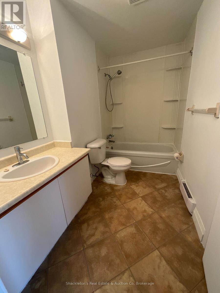 #308 - 270 Eiwo Court, Waterloo, Ontario N2K 3M6 - Photo 9 - X12220037