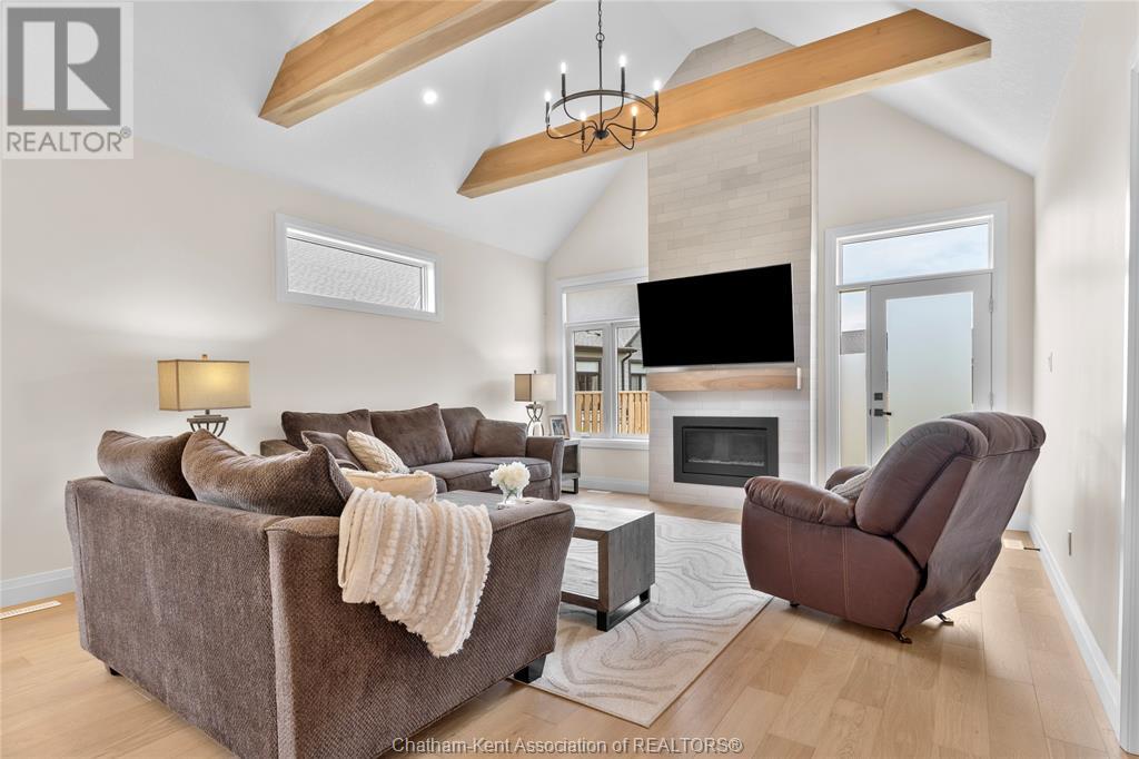 63 Compass Trail Unit# 35, Port Stanley, Ontario  N5L 0B4 - Photo 12 - 25016087