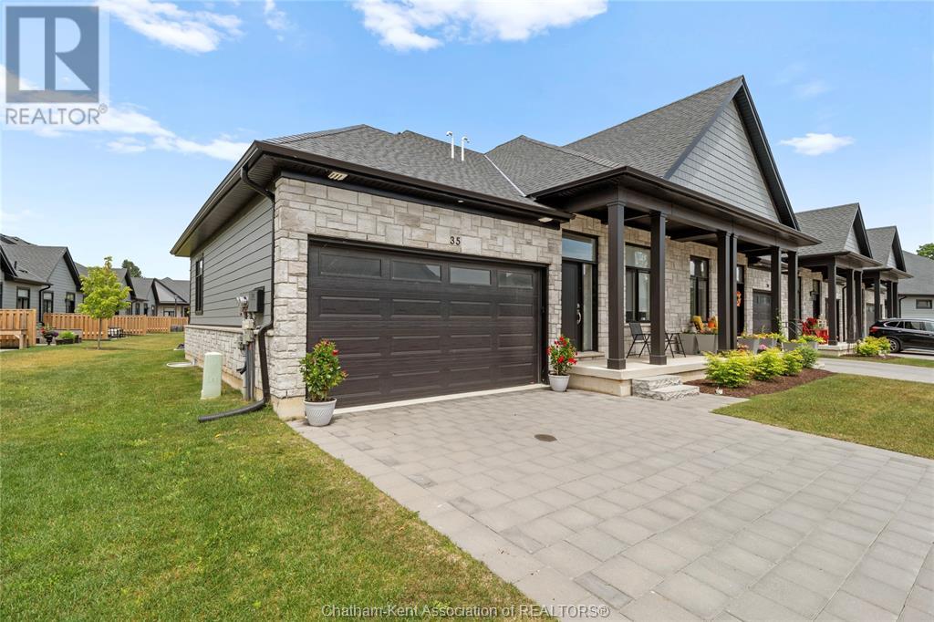 63 Compass Trail Unit# 35, Port Stanley, Ontario  N5L 0B4 - Photo 2 - 25016087
